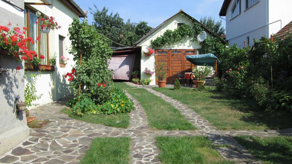 Garden City Apartment Kluż-Napoka Zewnętrze zdjęcie